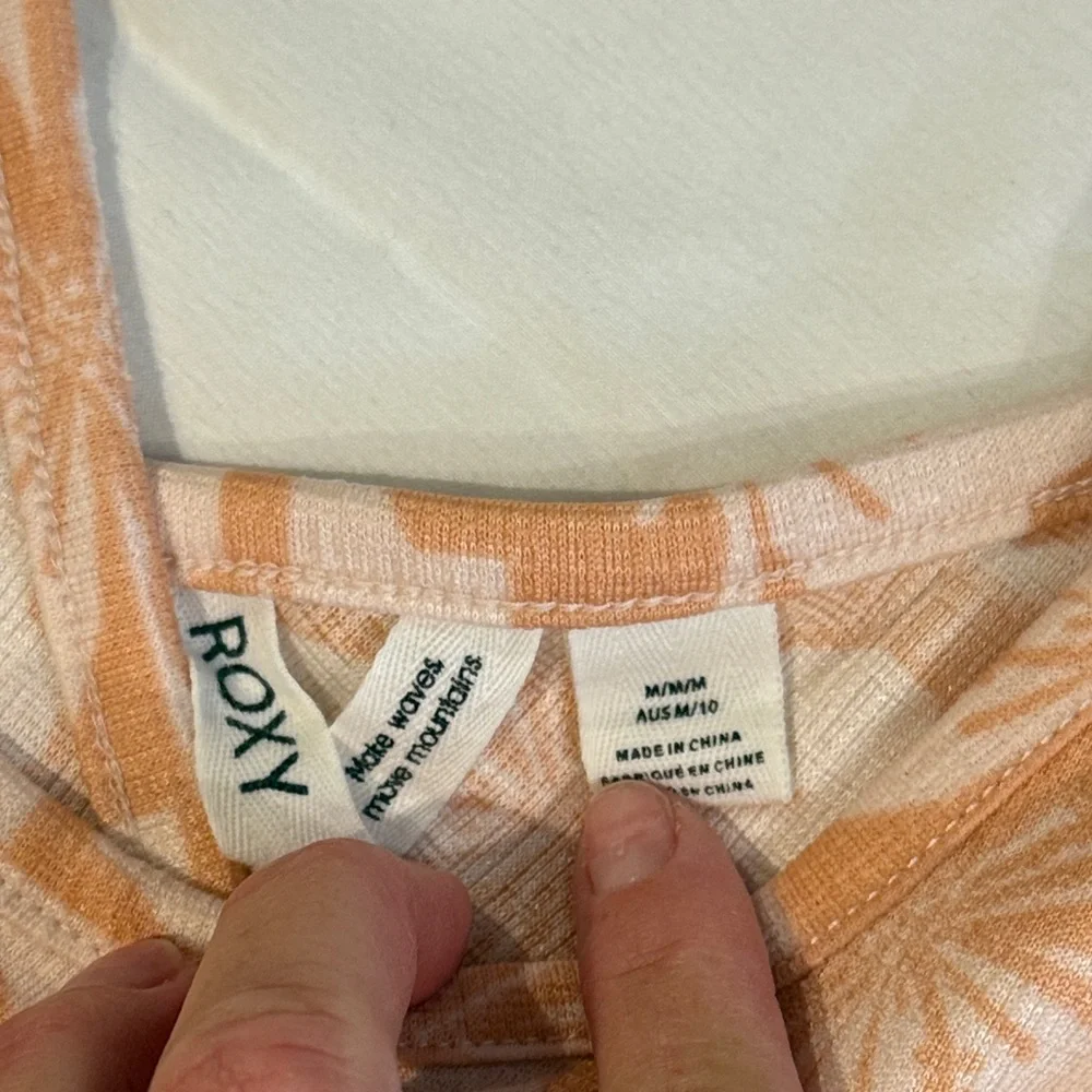 Roxy Good Keepsake Tank NWOT - Picture 7 of 7